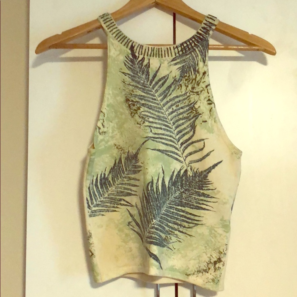 Palm Stretch Top
